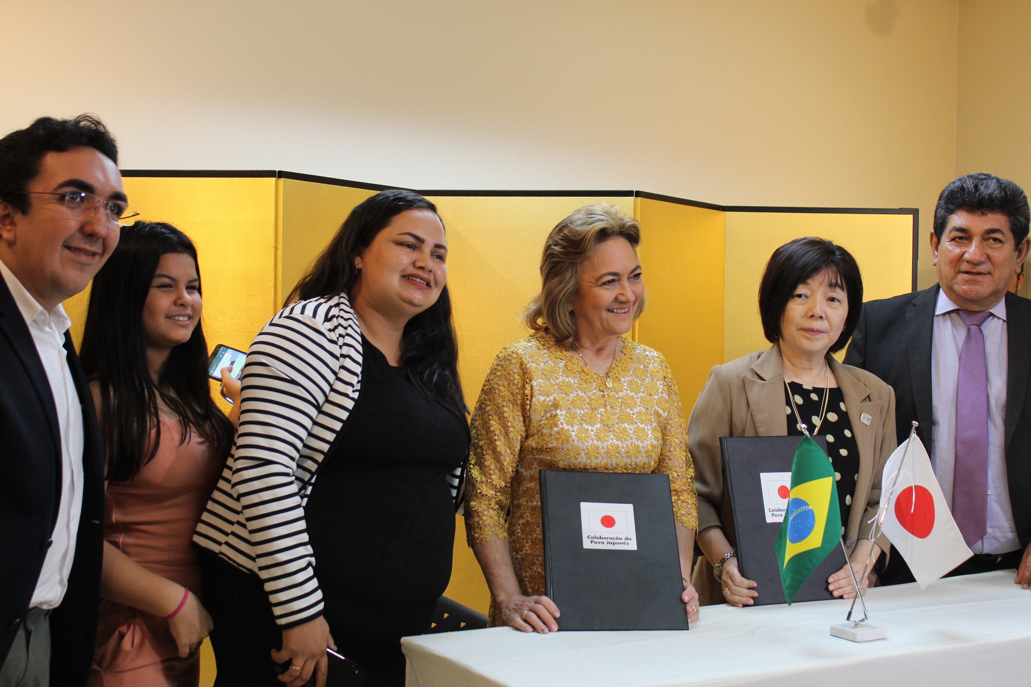 Com os relacionados à APAE de Itacoatiara