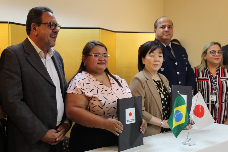 Com os relacionados à Escola Estadual